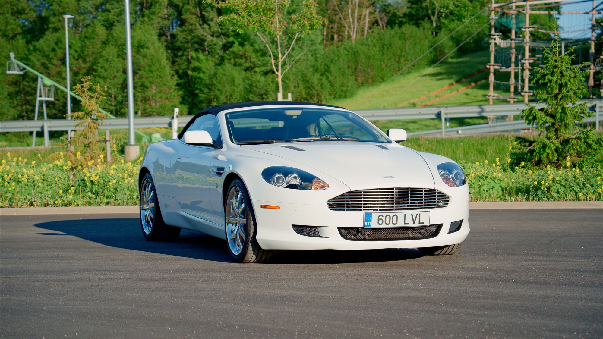 Aston Martin DB9 Volante